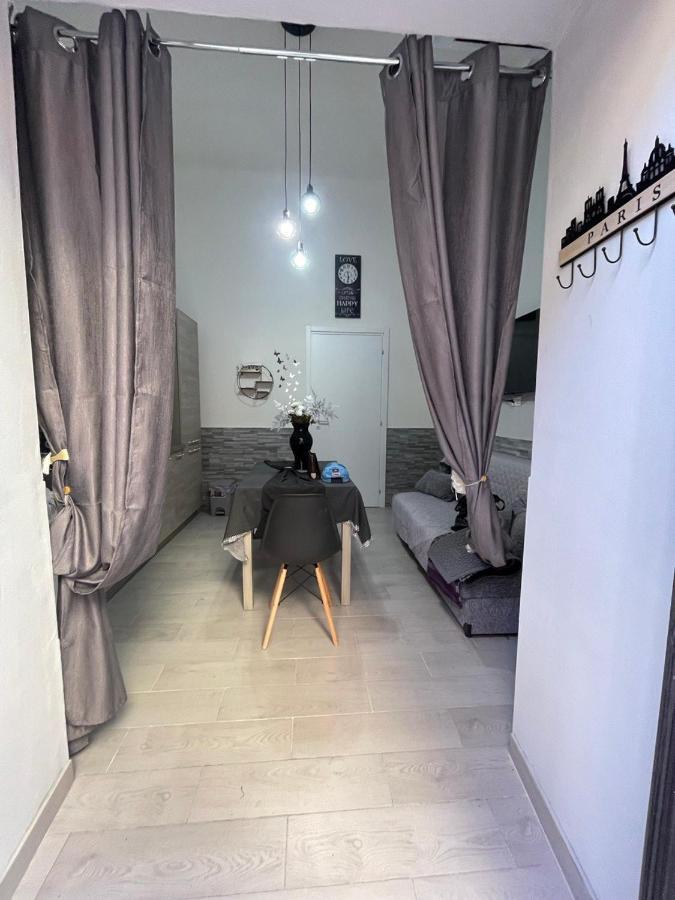 La Piccola Casetta Del Centro Palermo Luaran gambar